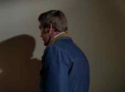 Hi, Police Department? - The Six Million Dollar Man