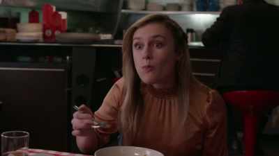 Hi, Ruth. I don't know if you
remember me from the other day? - Deadly Secrets