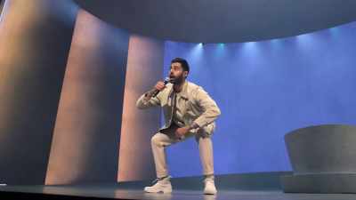 "Hi." - Hasan Minhaj: The King's Jester