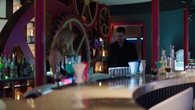 Hi. - Arrow