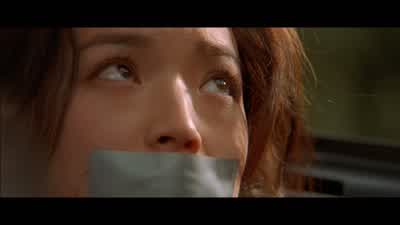 Now, don't move. - The Transporter