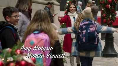 Hi, sweetie! - A Christmas Masquerade