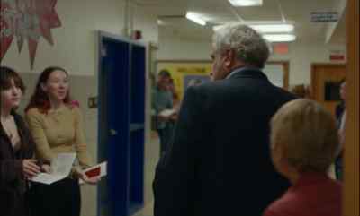 - Hi.
- That was really, really great. - Ghostlight