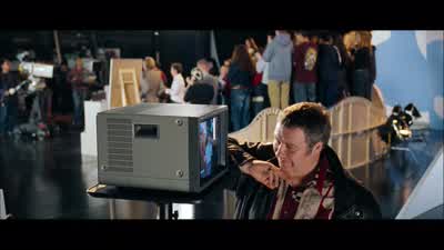 Hi there and welcome back. - Love Actually