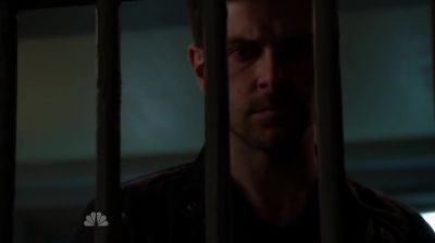 Hi, there. Excuse me. - Grimm