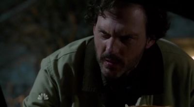 Hi, there. Excuse me. - Grimm