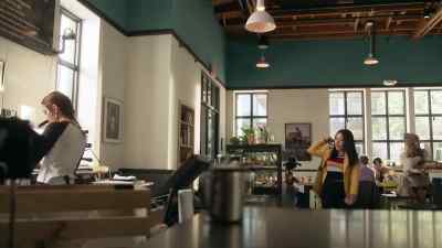 Hi. Uh, mobile pickup
for Mariana? - Good Trouble