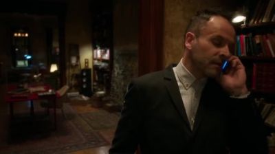 Hi. You've reached Joan Watson. - Elementary