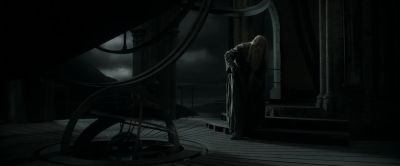 Hide yourself below, Harry. - Harry Potter and the Half Blood Prince