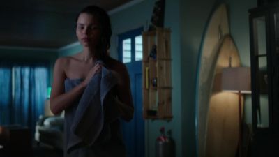 [high-pitched call] - Siren