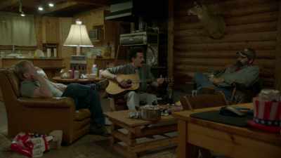 ♪ Hillary Clinton ♪ - Borat’s American Lockdown & Debunking Borat