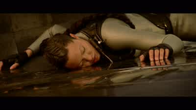 Hillary: Lara. - Lara Croft Tomb Raider: The Cradle of Life
