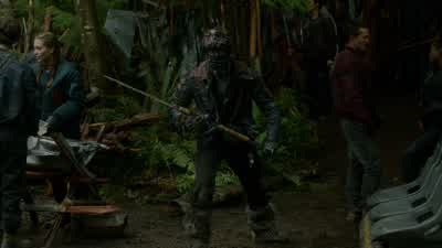 Him. - Jasper, there's no one there. - He's right there! - The 100