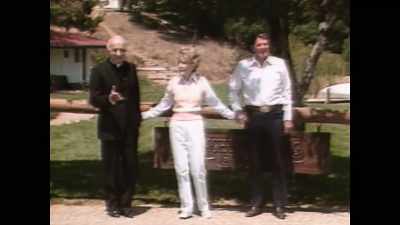 Him stumbling
for the right words, - First Ladies