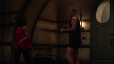 (hinges creaking) - American Horror Story