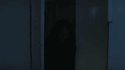 [Hinges squeaking] - The Walking Dead: World Beyond