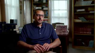 Hinton: Plain community
people, Amish and Mennonite, - Sins of the Amish