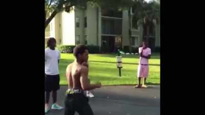 [hip-hop music playing] - Look At Me: XXXTENTACION