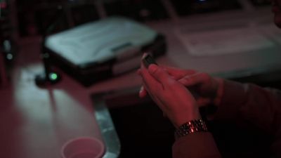 [hip-hop music] - Snowpiercer