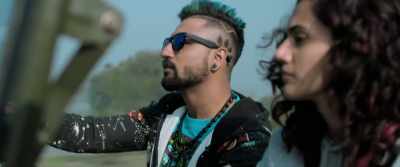 His asthma has increased.
He is unable to move even his feet. - Manmarziyaan