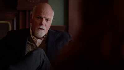 His best friend's dead, - Reba McEntire's The Hammer