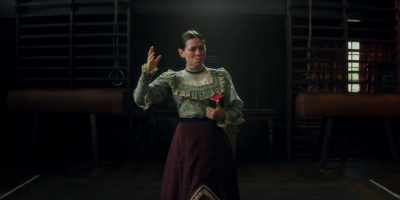 His body - Picnic at Hanging Rock