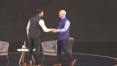 His charitable history
remains a mystery. - Tech Billionaires: Jeff Bezos