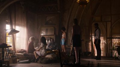 His Chi's very weak. - Sense8