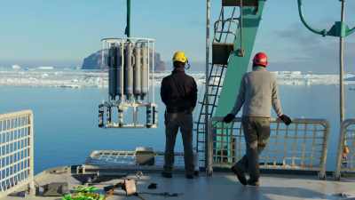 His data is contributing
to an international attempt - Blue Planet II