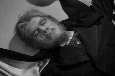 His face is changing. - Abbott and Costello Meet Dr  Jekyll and Mr  Hyde
