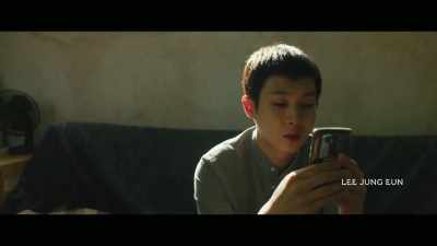 His family is so poor that
they have forged a document - The Story of Film: A New Generation