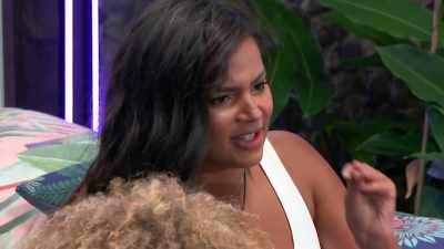 HIS FEATURES ARE SMALL AND CUTE,
LIKE IN A GOOD WAY. - Love Island