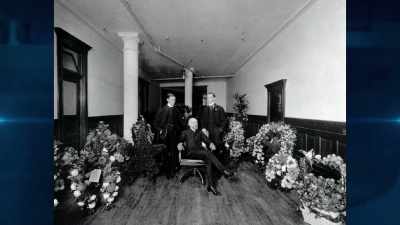 His great-grandfather
Isidor Straus - Titanic: 20 Years Later with James Cameron