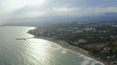 His great walk across Spain - Write Around the World with Richard E Grant