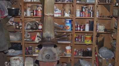 His heat is provided only
by a potbelly stove. - Unabomber: In His Own Words