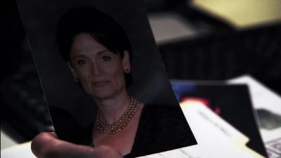 His mother, Angela? - Heroes