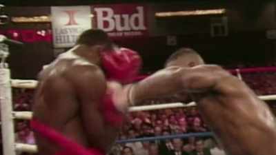 His mouth is bleeding,
his nose is bleeding. - Bruno v Tyson