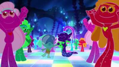 ‐ His name is Dubstep!
‐ Dubstep! - Trolls: TrollsTopia