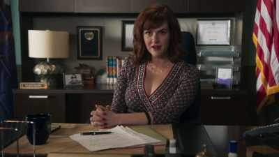 His name is Oliver Hawthorn,
and you work with him every single day, - American Pie Presents: Girls' Rules