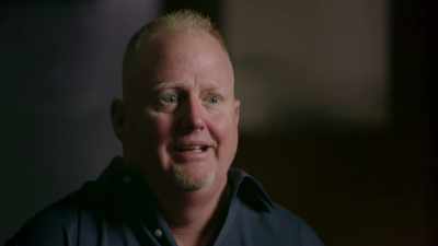 His name's Mike Smith,
and he's a cop. - Floribama Murders