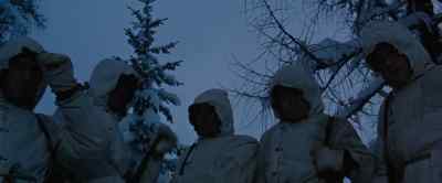-His neck's broken.
-Damn it. - Where Eagles Dare