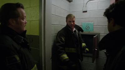 His neck's twisted.
He can't breathe. - Chicago Fire