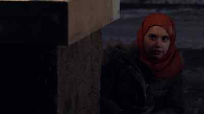 - His pockets are empty.
No house keys. Over. - Resident Alien