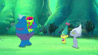 -[hissing]
-[Biggie whimpers] - Trolls: The Beat Goes On!