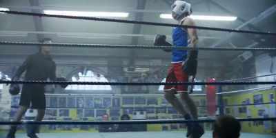 Hit him, that's it. - Rise of the Footsoldier: Marbella