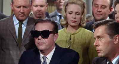 Hit me. - X: The Man with the X Ray Eyes