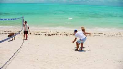 - Hit it out of your hand
nice and low, - The Real Housewives Ultimate Girls Trip