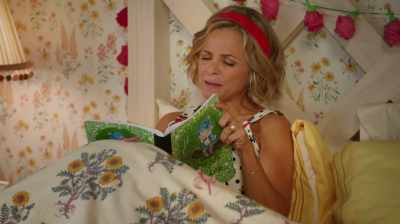 Hits -- a thoughtful neighbor
who cares enough - At Home with Amy Sedaris