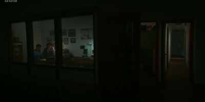Hiya, I've just got a few urgent
calls to make, - Floodlights