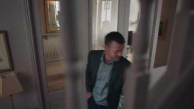- Hiya, look who I've got. - The Drowning